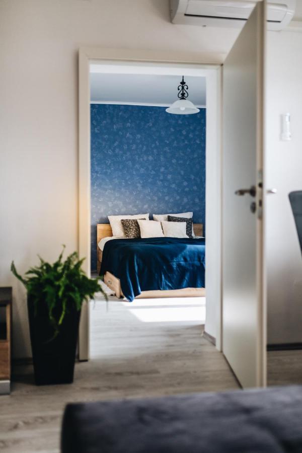 Magas-Lak Apartman Эгер Экстерьер фото